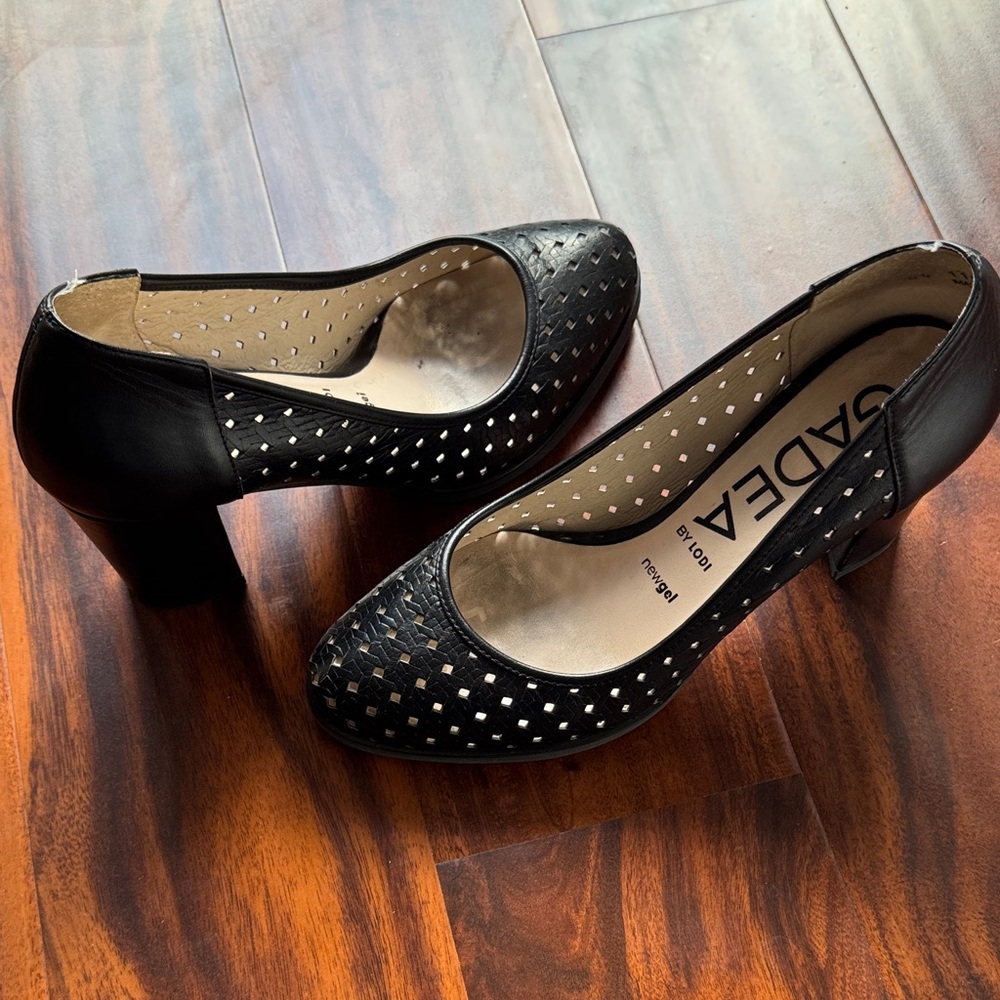 Gadea Black Women's Heels